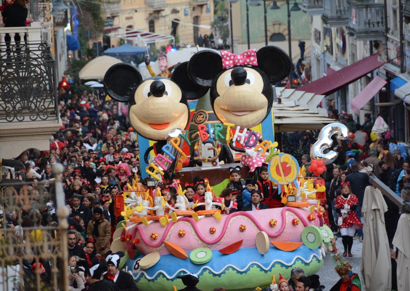 Carnevale blindato sette varchi d’accesso per seguire la sfilata 