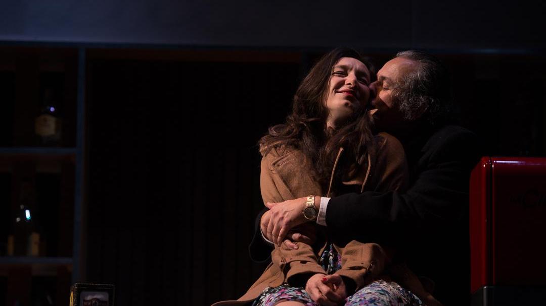 Una scena di "Night Bar" al teatro Metastasio