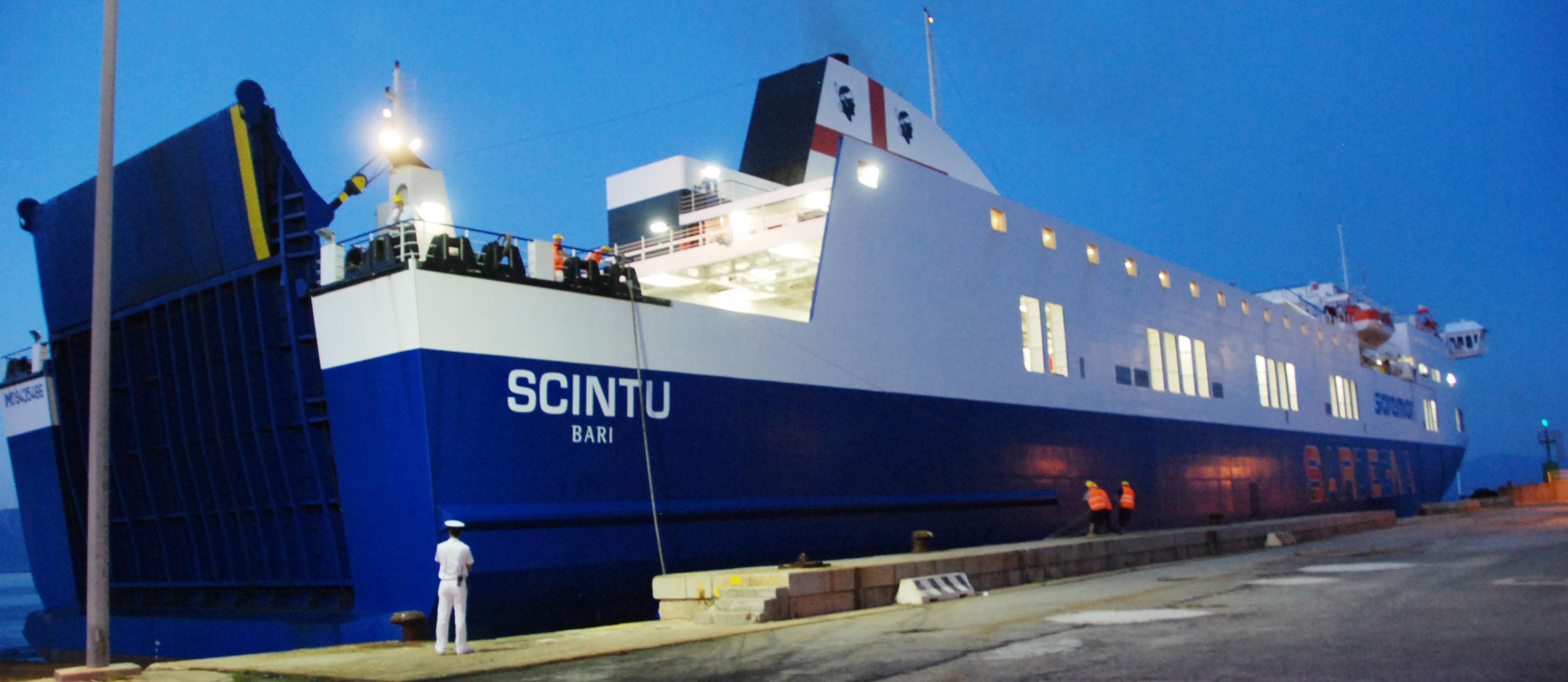 Una nave della Flotta Sarda