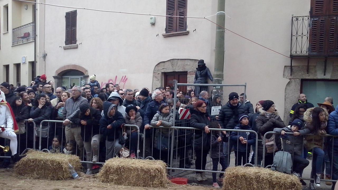 Il pubblico della Sartiglia (foto Francesco Pinna)