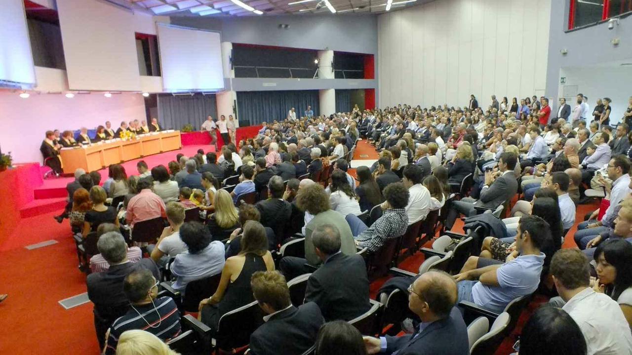 Un incontro alla facoltà di Economia a Pisa