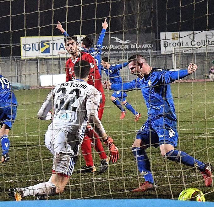 Derby da spettacolo, 4 gol fra Prato e Pisa 