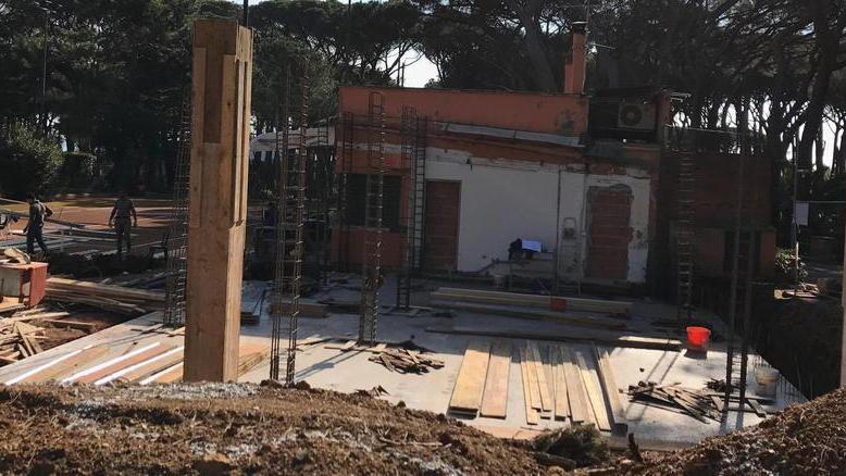 Cantiere aperto al Tennis sala pronta per l’estate