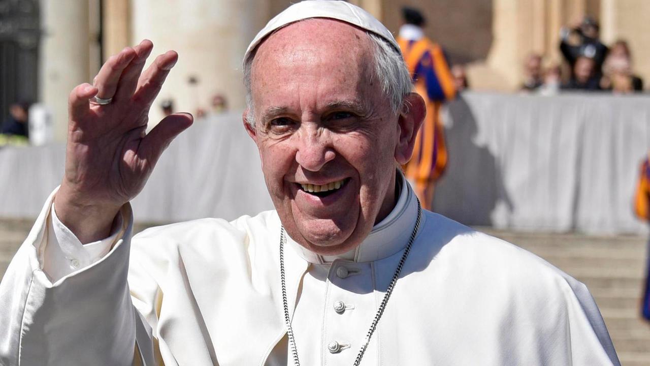 Papa Francesco telefona a una mamma di Teulada: «Pregherò per Mattia» 