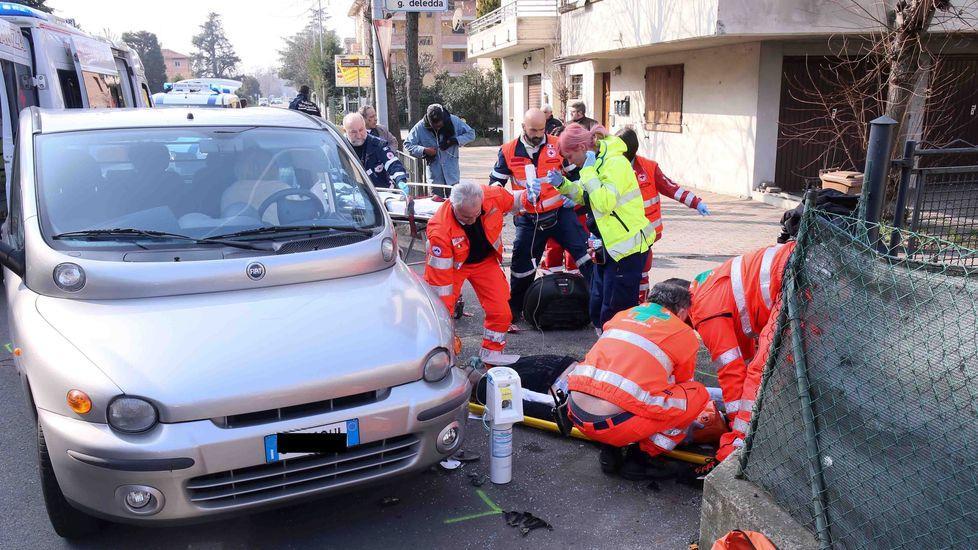 Motociclisti travolti da un’auto 