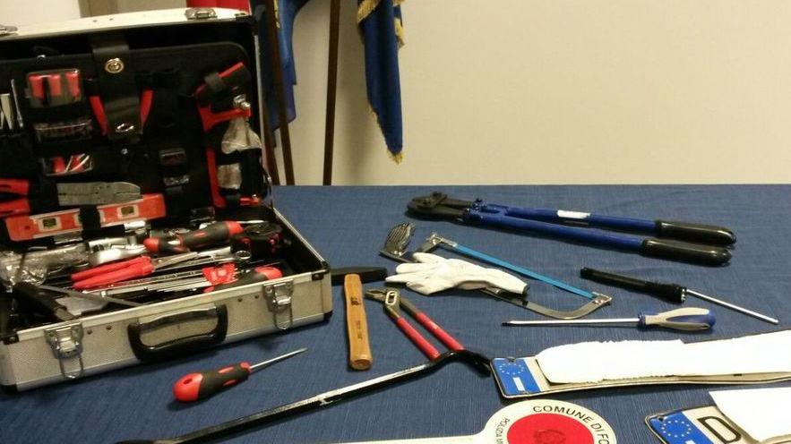 Formigine. Sgambetto dei vigili ai ladri pronti a colpire