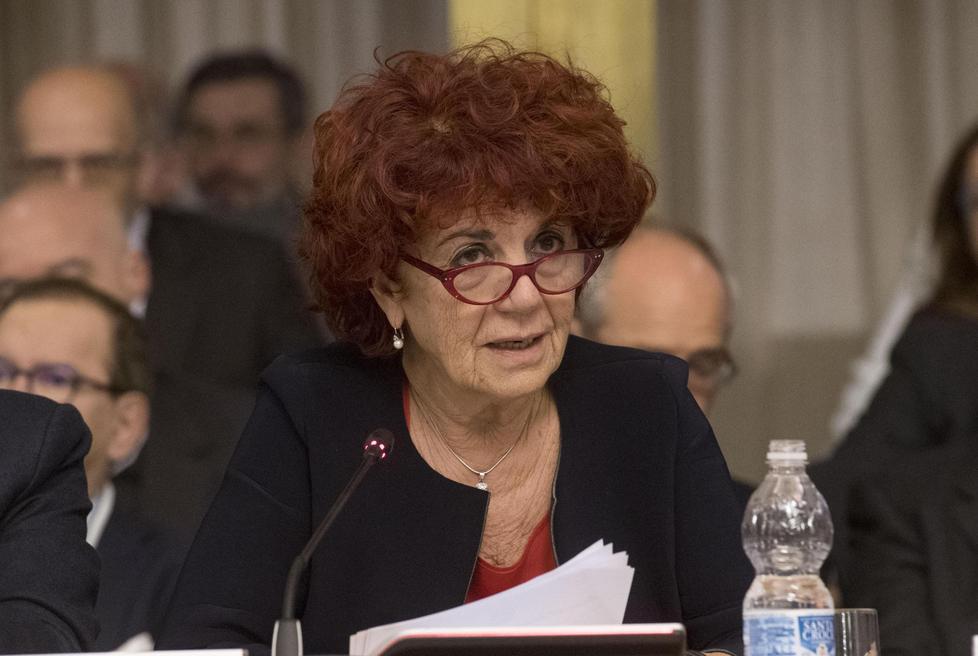 Istruzione, aumenti in busta paga per diecimila dipendenti pisani 