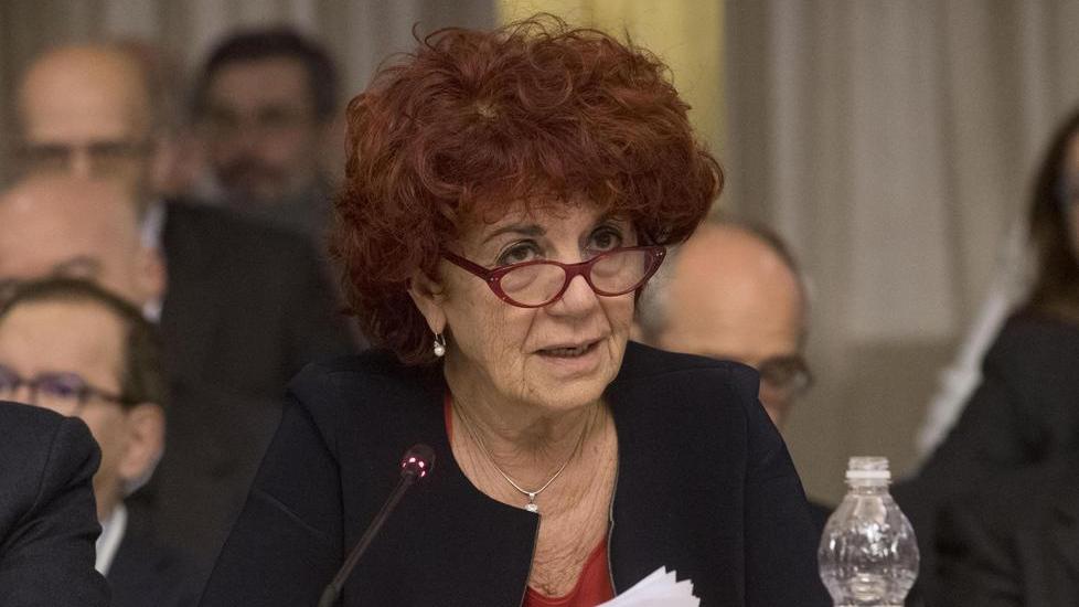 Istruzione, aumenti in busta paga per diecimila dipendenti pisani