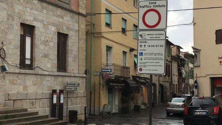 Duemila euro di multe ogni giorno per la ztl