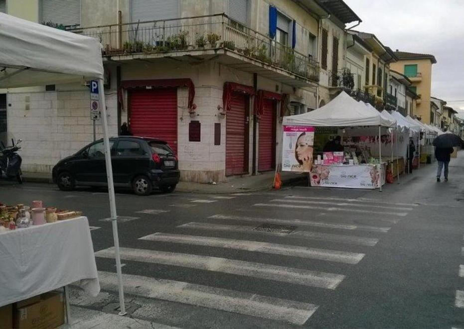 Il mercatino spostato non piace 