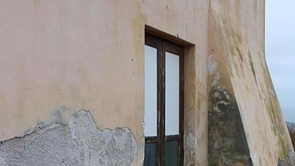 «Casale Poggetti nel degrado» sopralluogo sulle colline