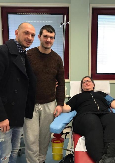 Titolari e dipendenti donano il sangue «Uniti per chi soffre» 