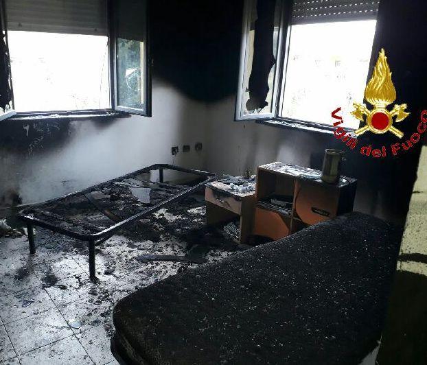Corto circuito provoca rogo nella casa protetta per minori