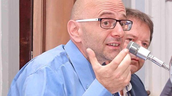 Ritrovati due camion rubati nel deposito del Comune