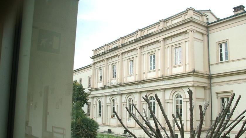 Estorsione sessuale, badante arrestata