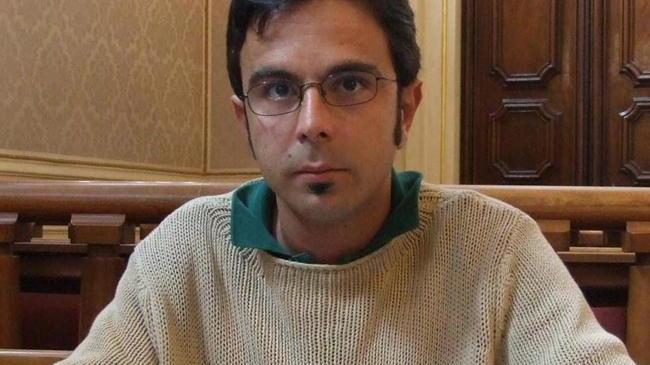L’ultimo abbraccio a Mirko Carovano