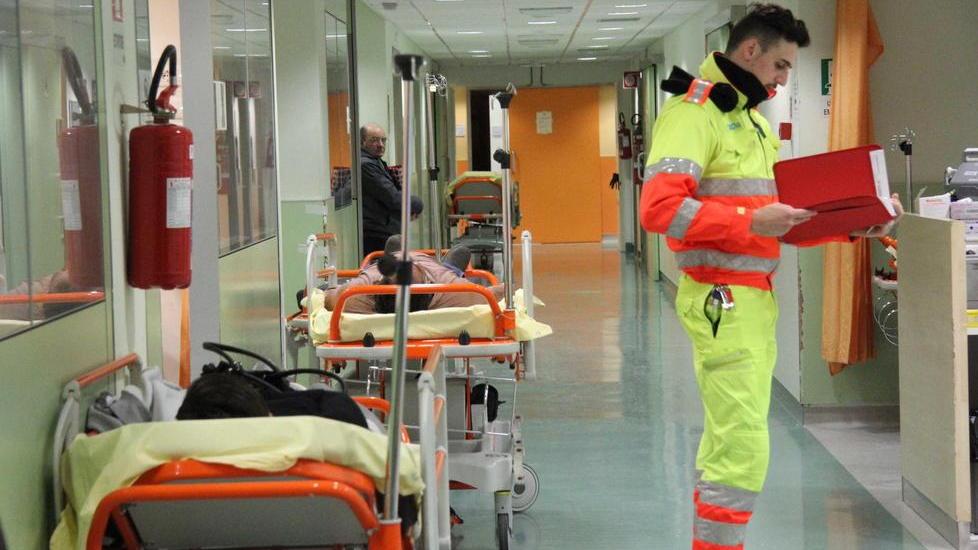 Ospedale, la carica dei centomila