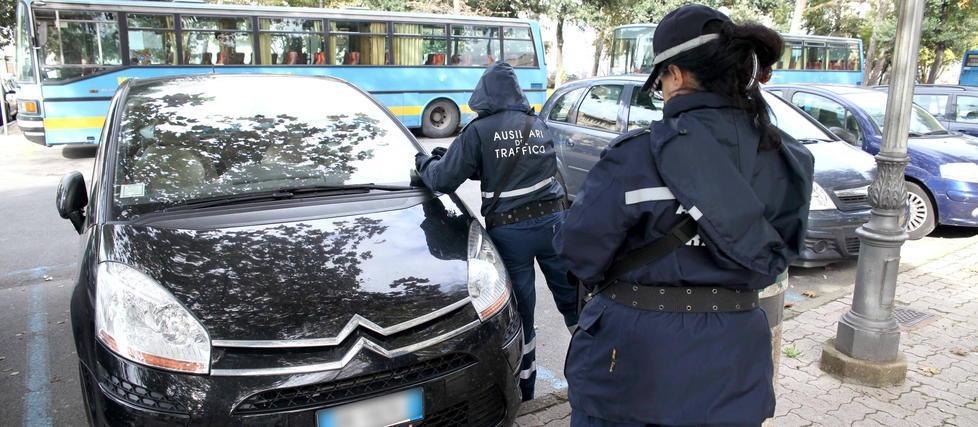 Ultimi giorni per rinnovare 2.200 permessi per la sosta 