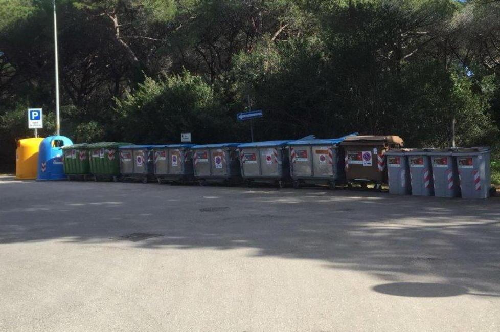Cassonetti, taglio delle postazioni