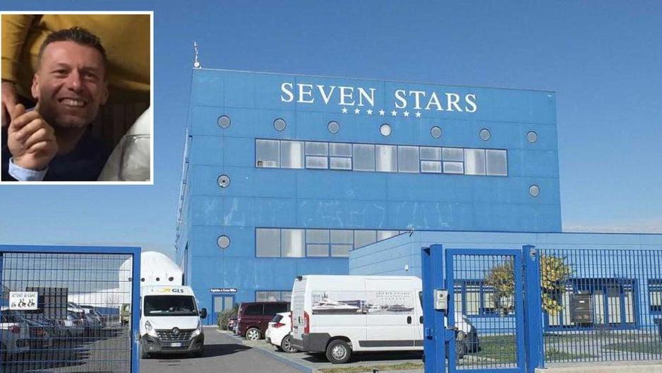 Morto nel cantiere navale almeno due gli indagati