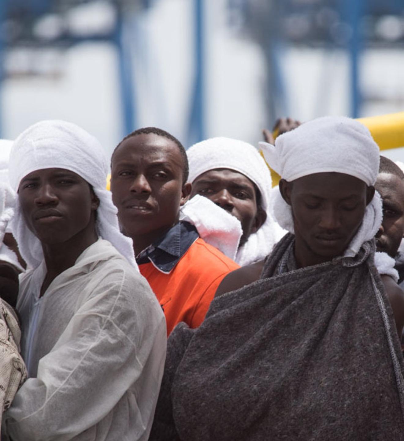 Accoglienza dei migranti in campo una coop sassarese