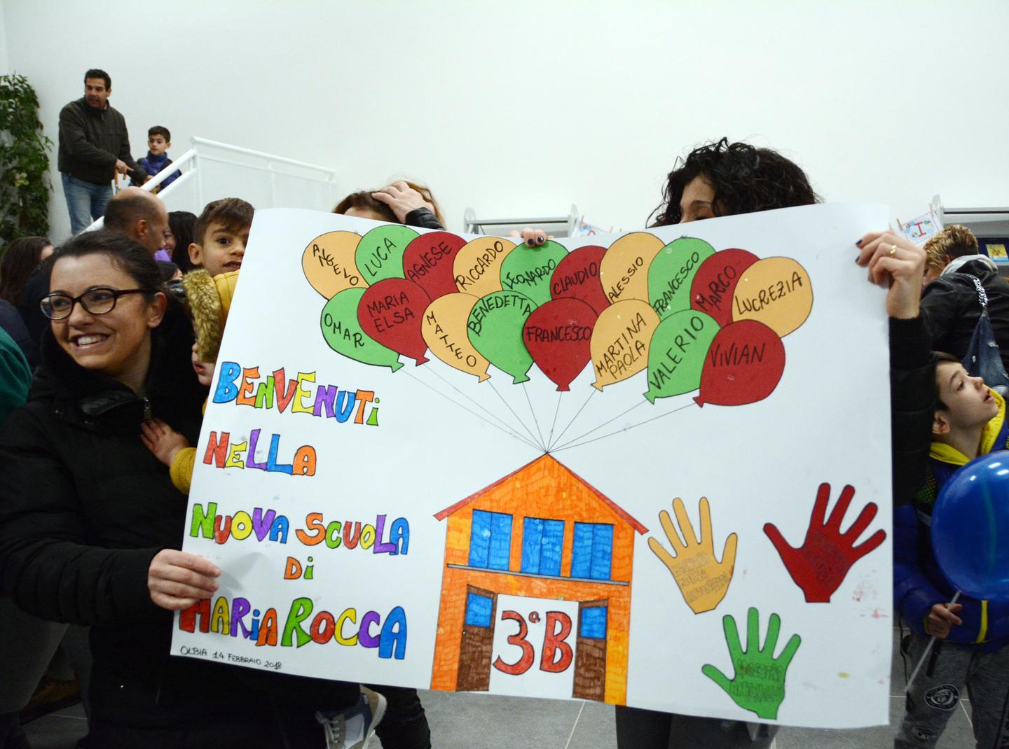 Scuola dedicata alla mamma dell’emiro? Insorge la rete