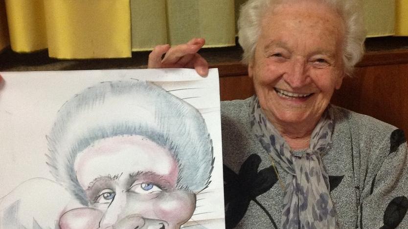 Auguri zia Marta! I nipoti festeggiano i suoi 100 anni