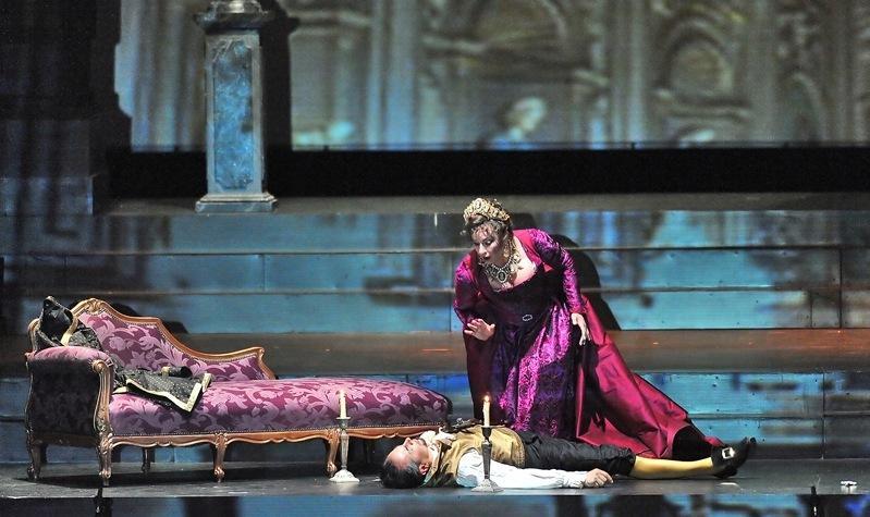 Tosca: dramma e passione all’Asioli 