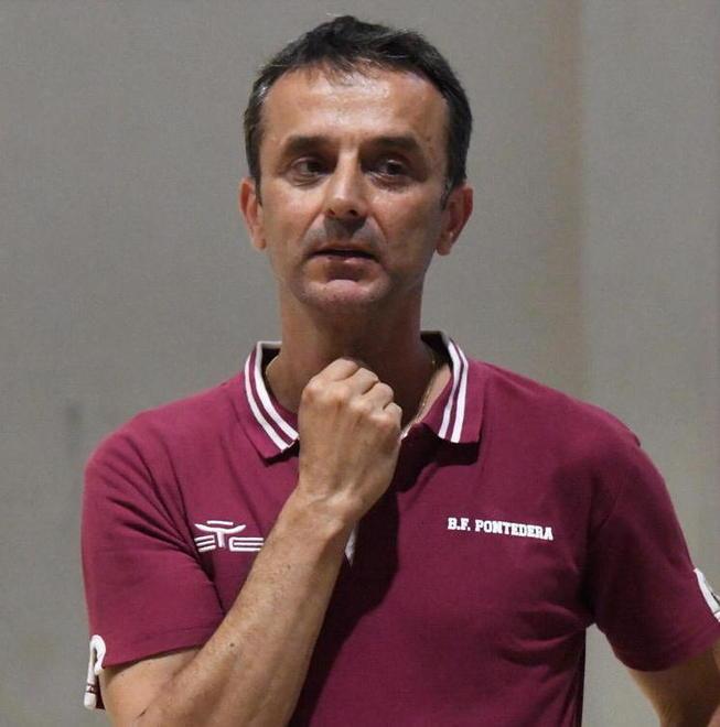 Castellani contro il fanalino Lucca, Femme con la leader Prato