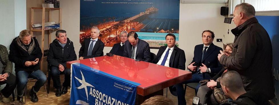 Renzi: sconti sulle tasse a chi investe in bagni e hotel 