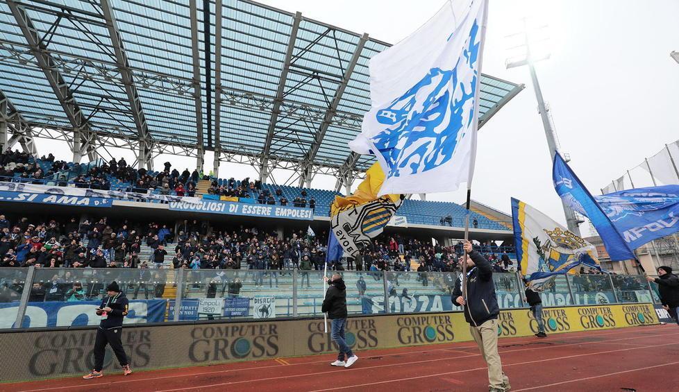 Partita, pranzo, sfilata: è la festa dei tifosi