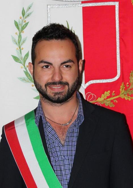 Lo spazio per la festa conteso tra Pd e Liberi e Uguali