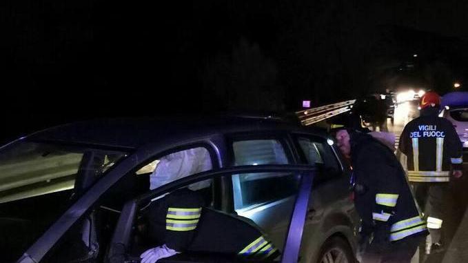 Scontro frontale sul Romito: 4 feriti
