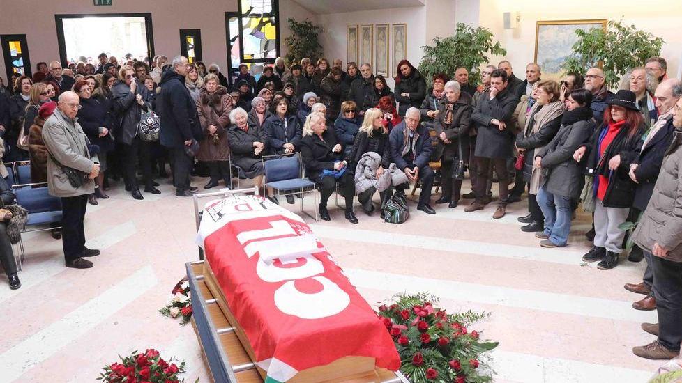 L’ultimo saluto a Luana Vecchi