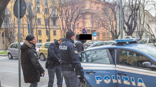 Irregolare uno dei tre fermati per l’aggressione in via Crispi