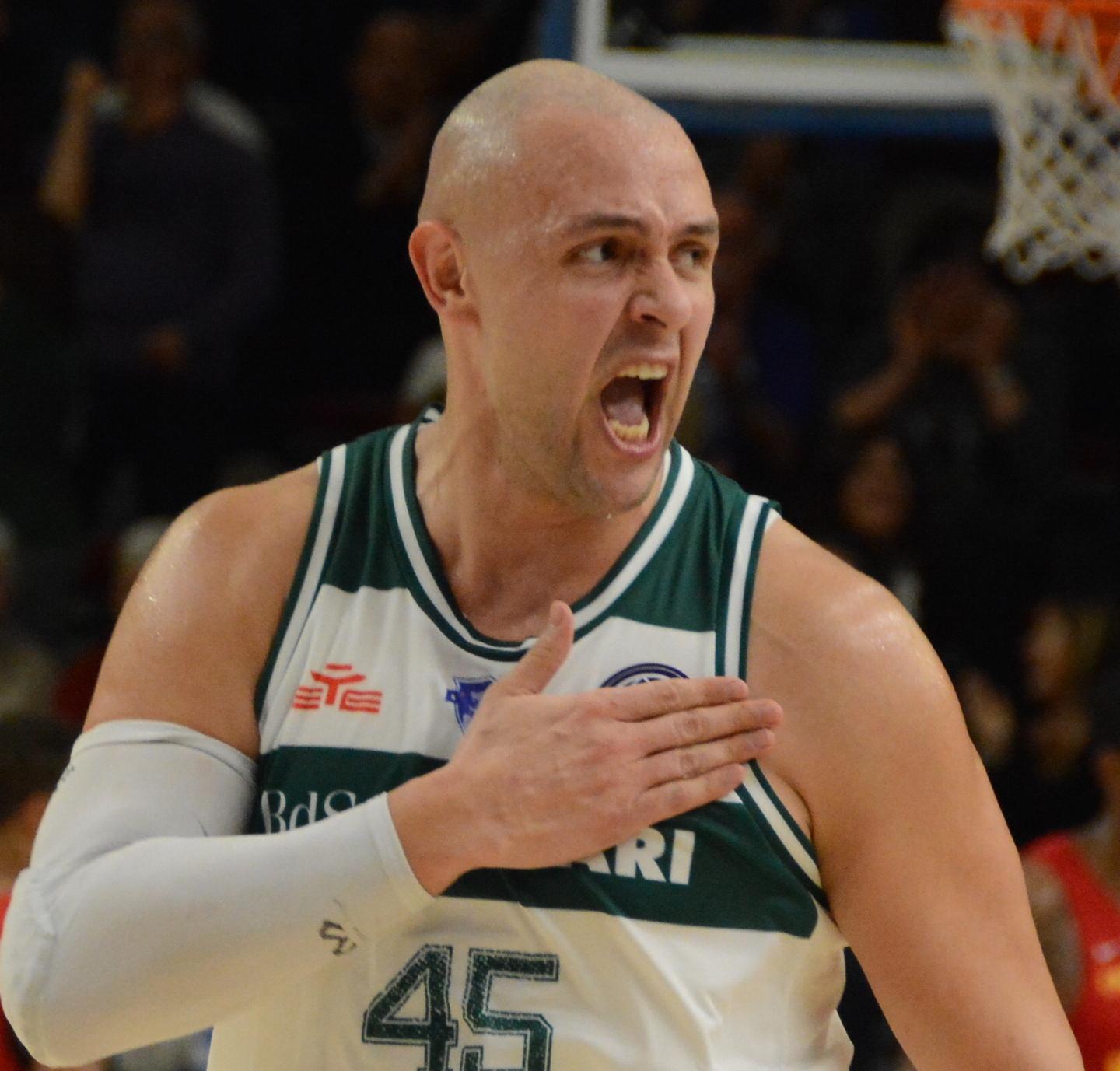 Jonathan Tavernari firma fino al 2020