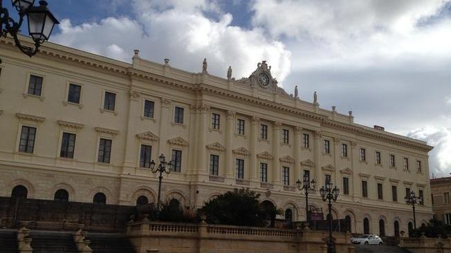 Sardegna, rinviate le elezioni provinciali: si vota in autunno