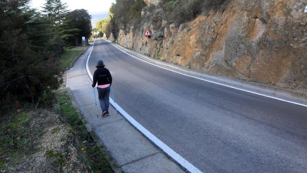 A piedi da Palermo ad Aosta: nuova impresa del camminatore sardo