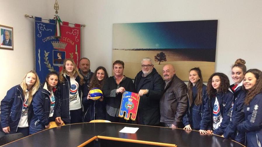 In scatola e componibile il volley entra in classe