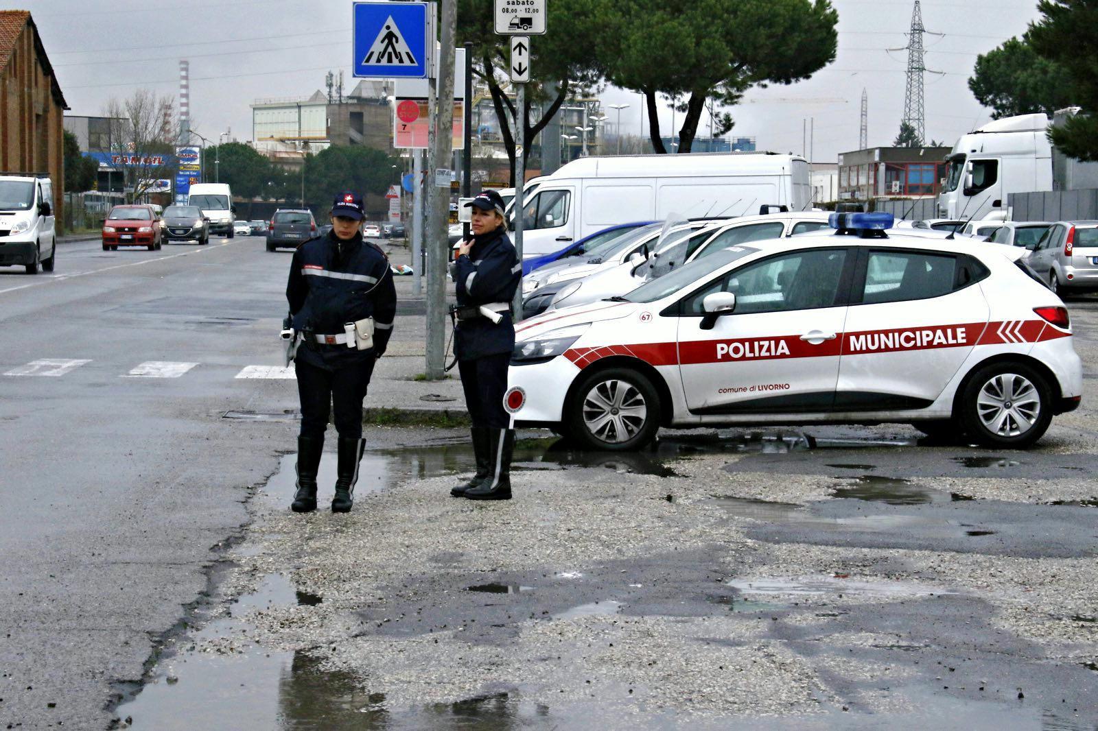 Senza assicurazione: auto fermata tre volte in quattro mesi 