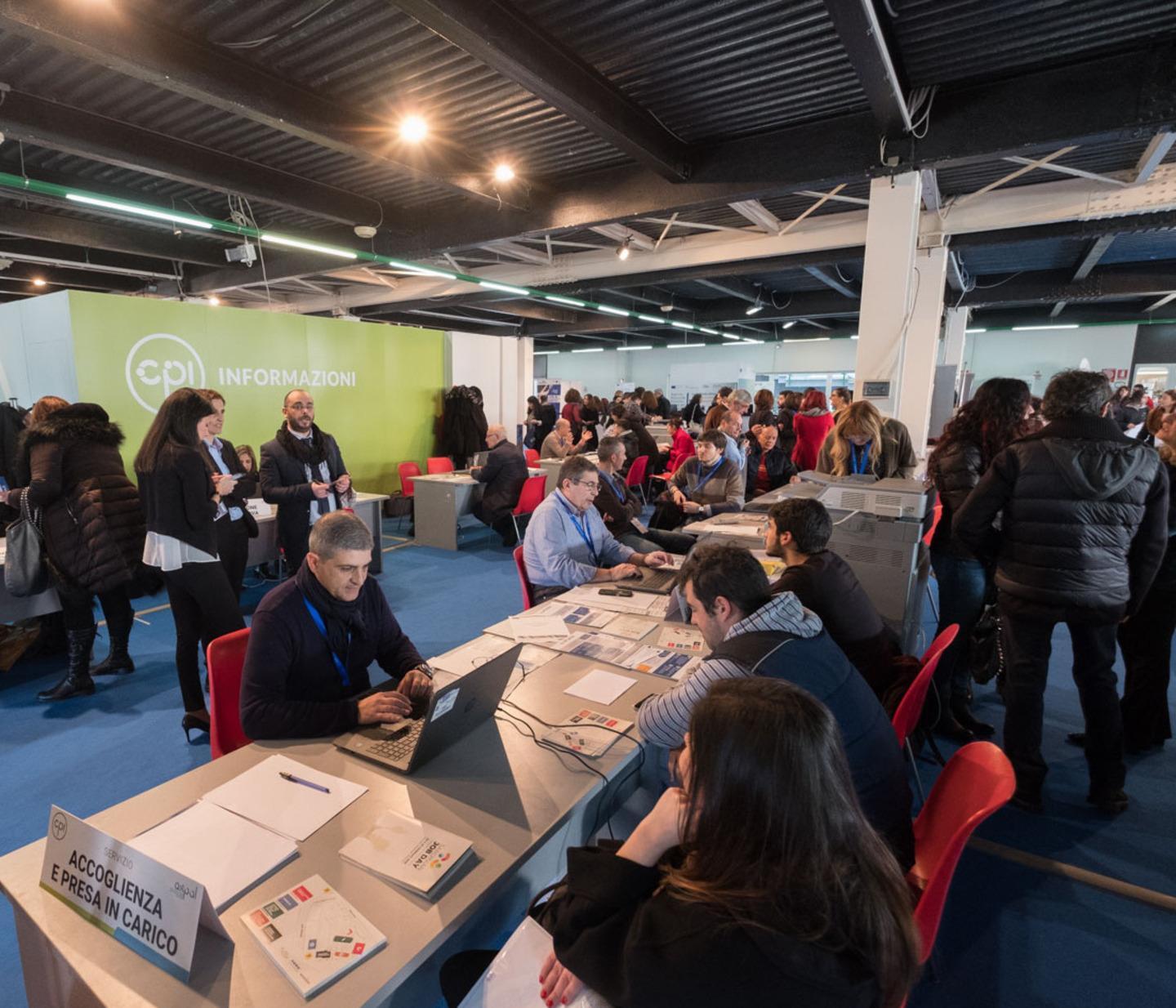 Politiche per il lavoro: l’isola Regione modello 