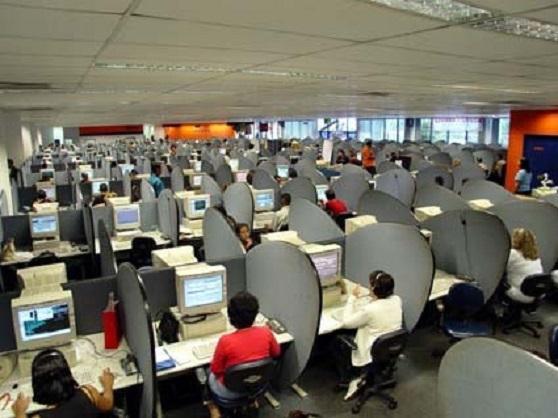Si fingono operatori della Tim per far cambiare gestore 