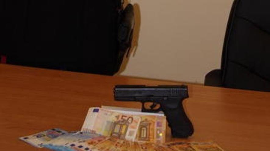 Pistola nell’officina L’arma serviva ai fratelli estorsori