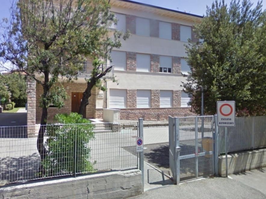 Prima sigaretta alle medie per uno studente su dieci 