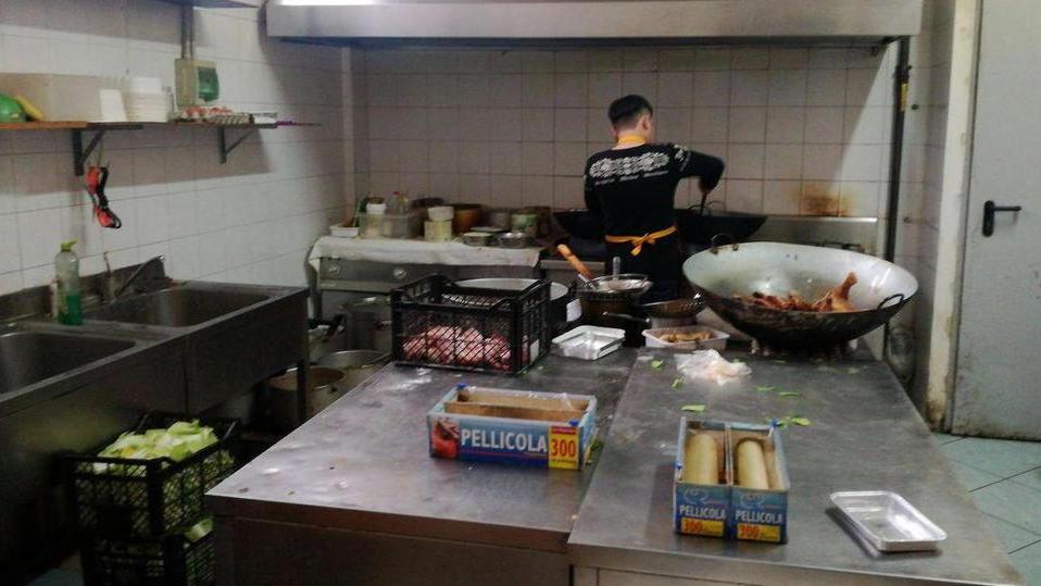 Catering abusivo, multa di 3.000 euro