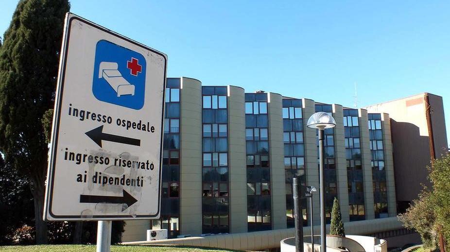 Mancano i medici e saltano le visite