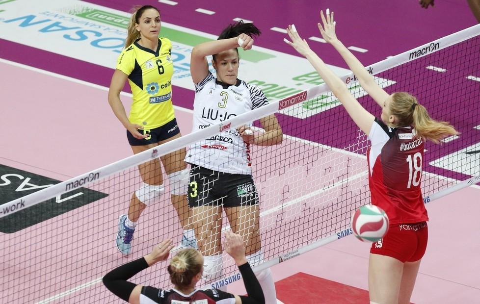 Liu Jo, Ilaria Garzaro fa il pieno di carica 