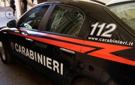 Ubriaco al volante si capotta con l’auto Denuncia e multa