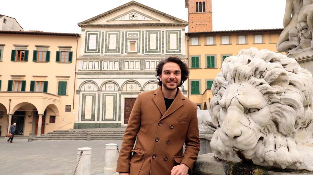 Niccolò Pucci in piazza dei Leoni (Foto Agenzia Carlo Sestini)