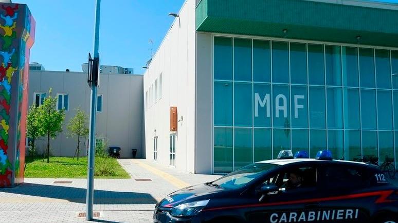 Dall'Afghanistan a Finale, profugo assiderato nel tir